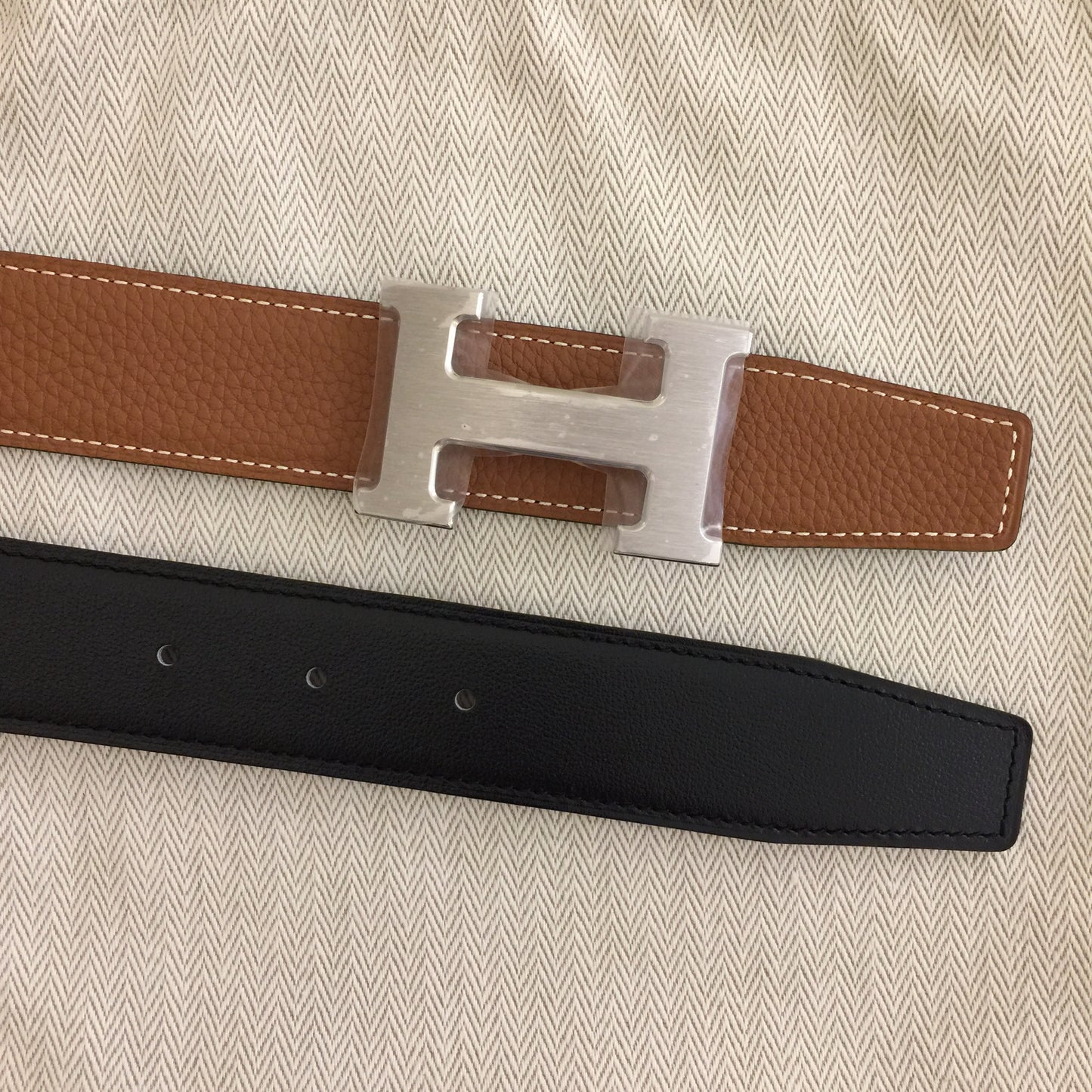 Hermès 32mm belt buckle & reversible leather strap 95cm