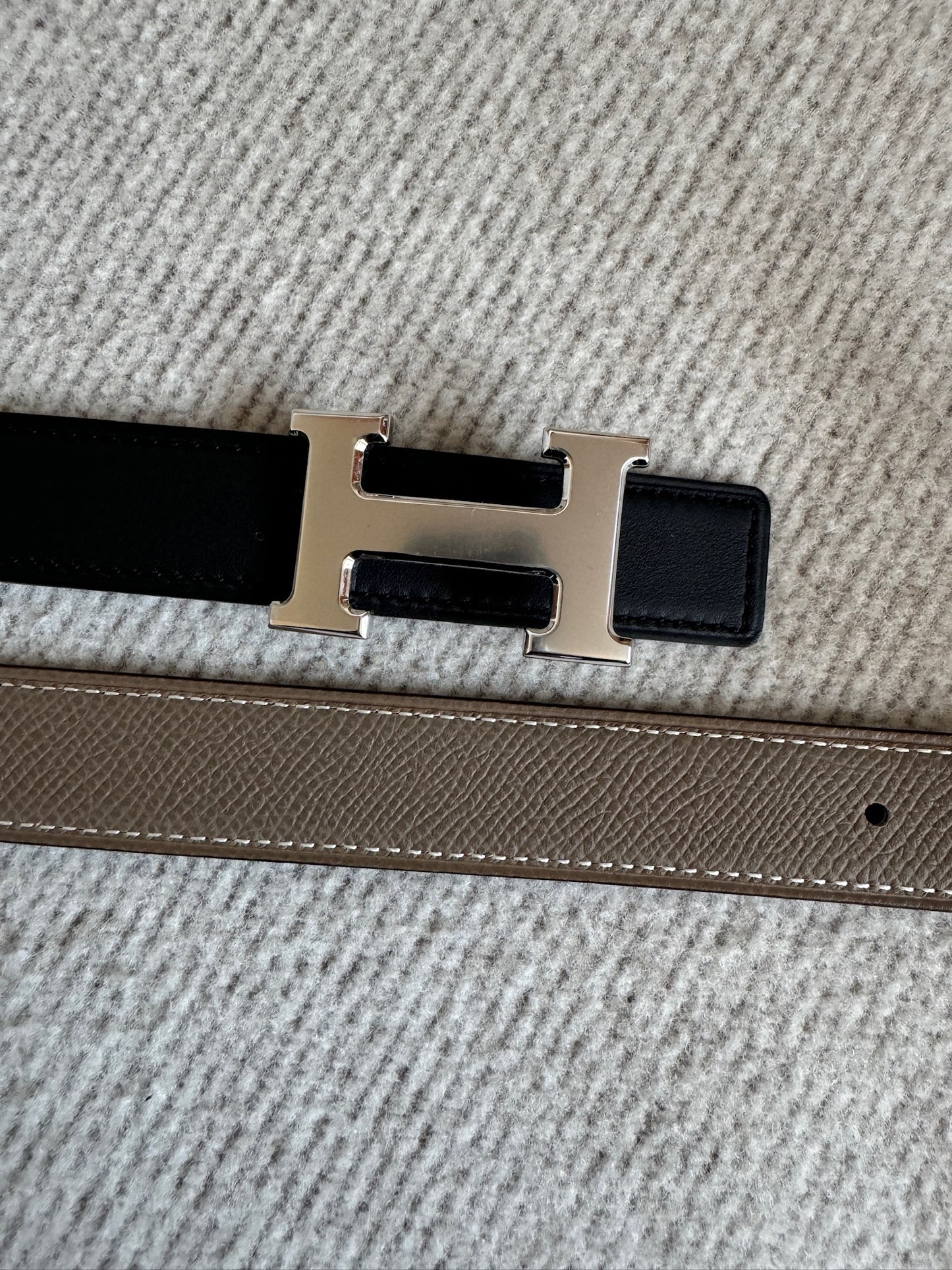 Hermès 24mm belt buckle & reversible leather strap 90cm