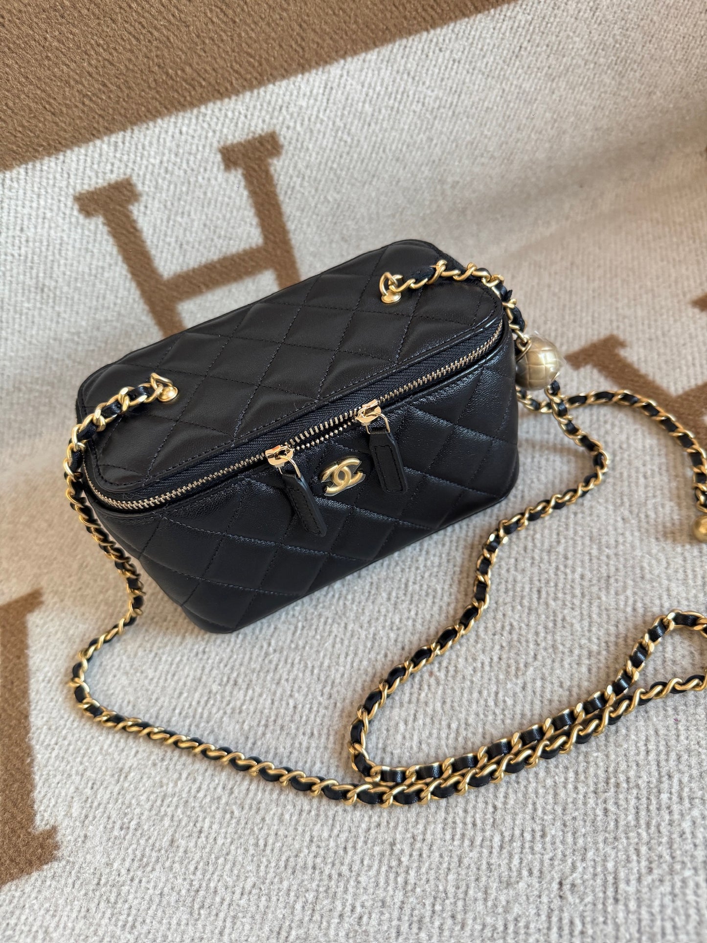 Chanel Vanity Case Pearl Crush