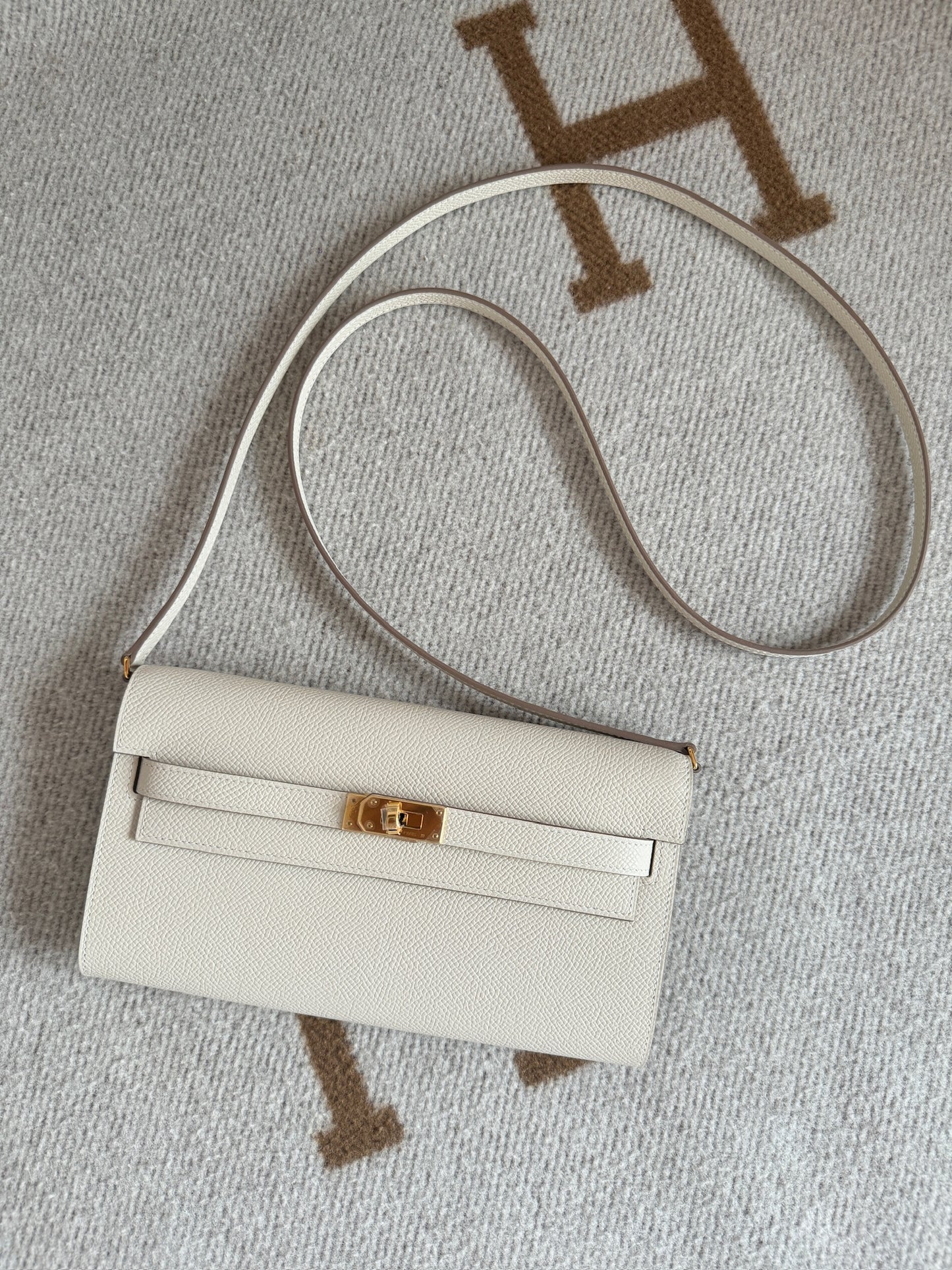 Hermes Kelly To Go